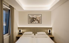 Schwarzer Baer Linz 4*